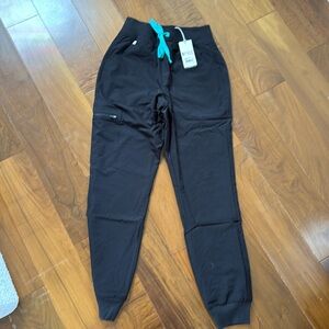 Black FREEx™ Lined Zamora™ High Waisted - Jogger Scrubs